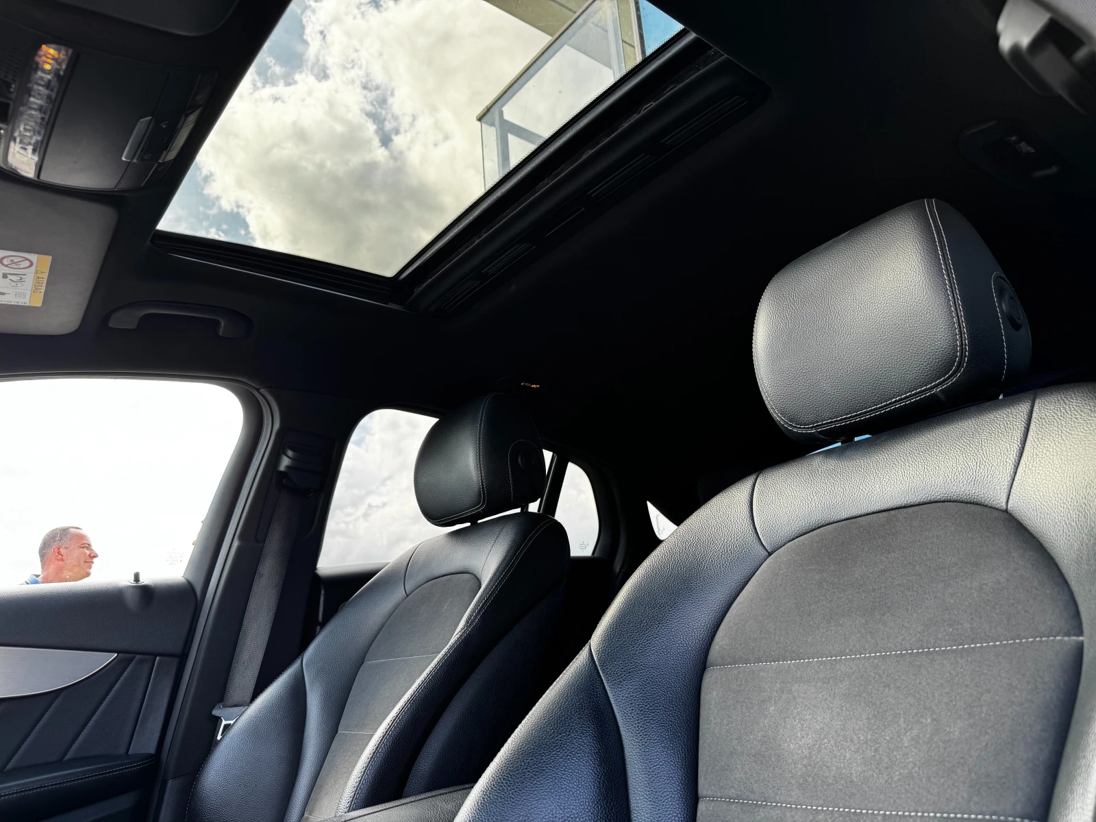 Mercedes-Benz GLC 250 D / COUPE / HUD / 360 / Lane assist / , снимка 12 - Автомобили и джипове - 55006218