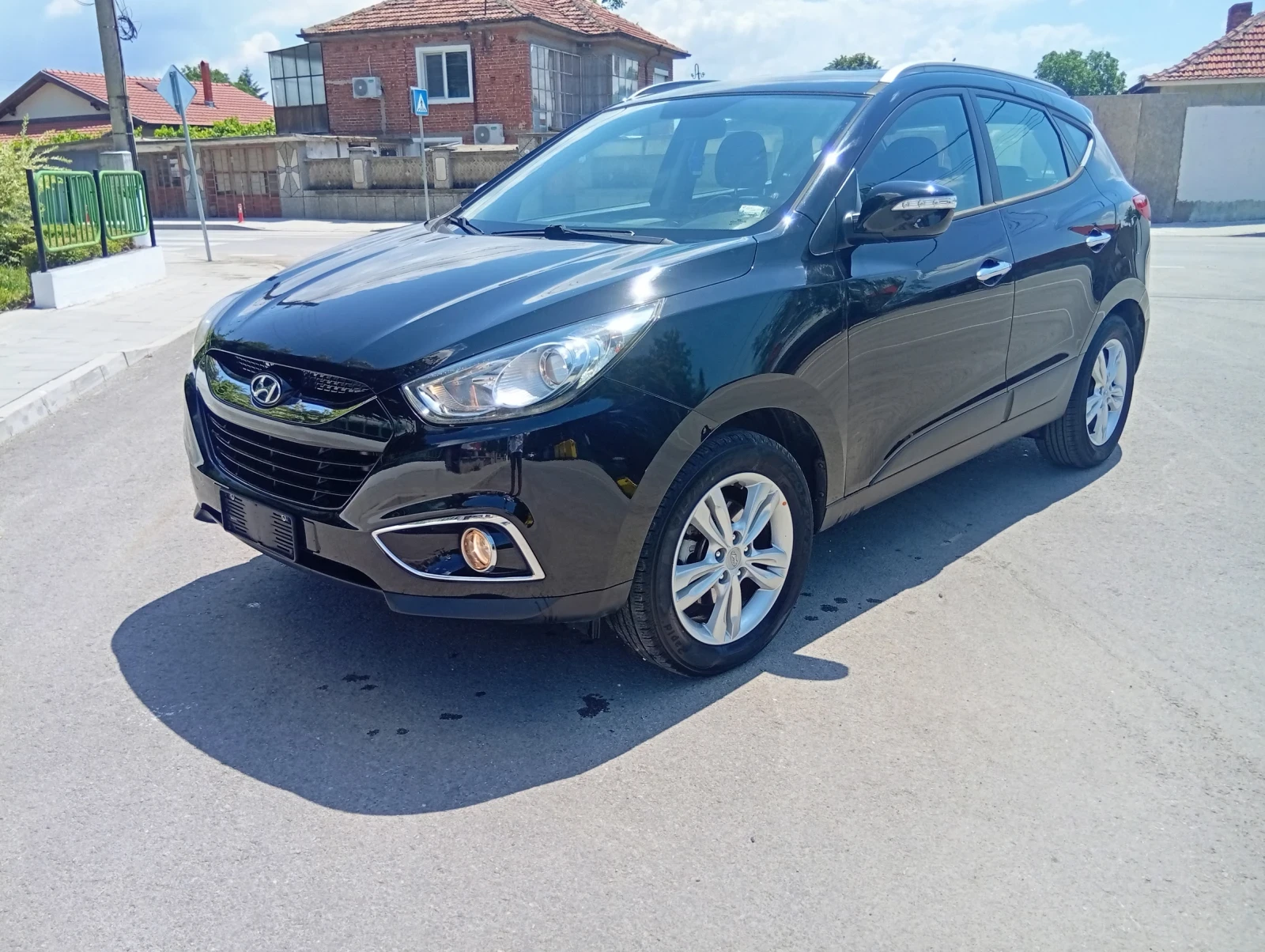 Hyundai IX35 1.7, снимка 3 - Автомобили и джипове - 55054658