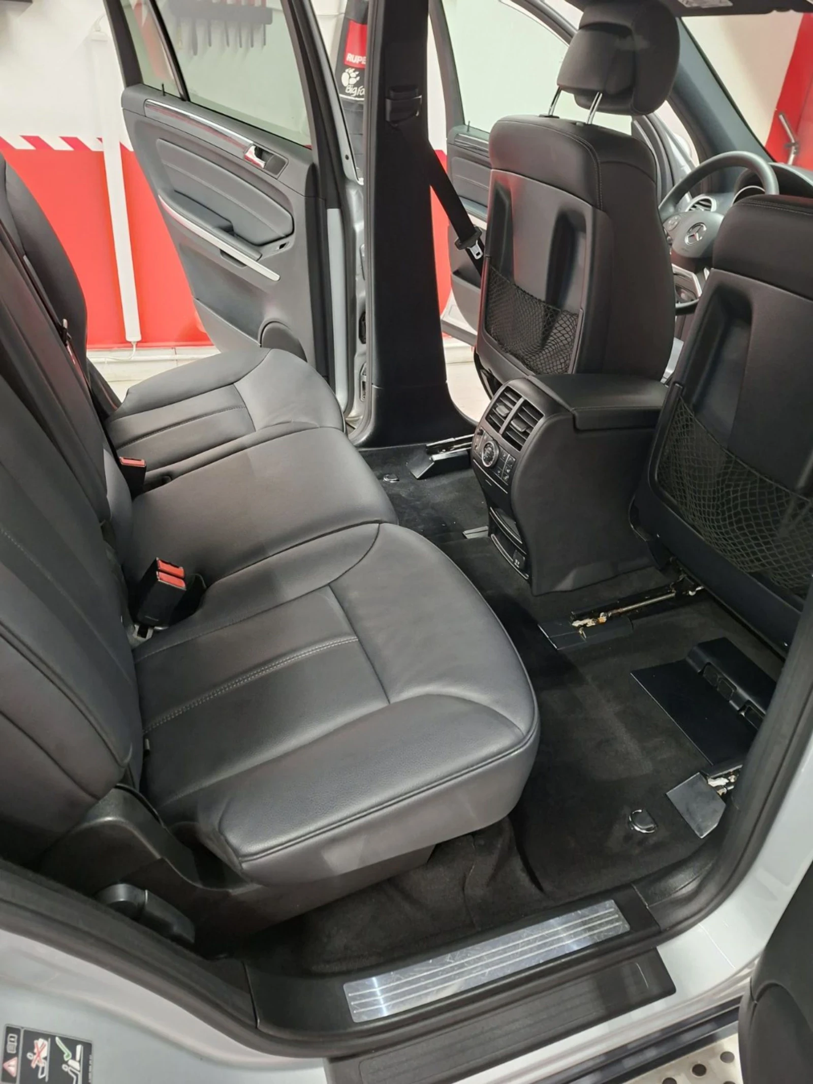 Mercedes-Benz GL 350, снимка 9 - Автомобили и джипове - 55176052