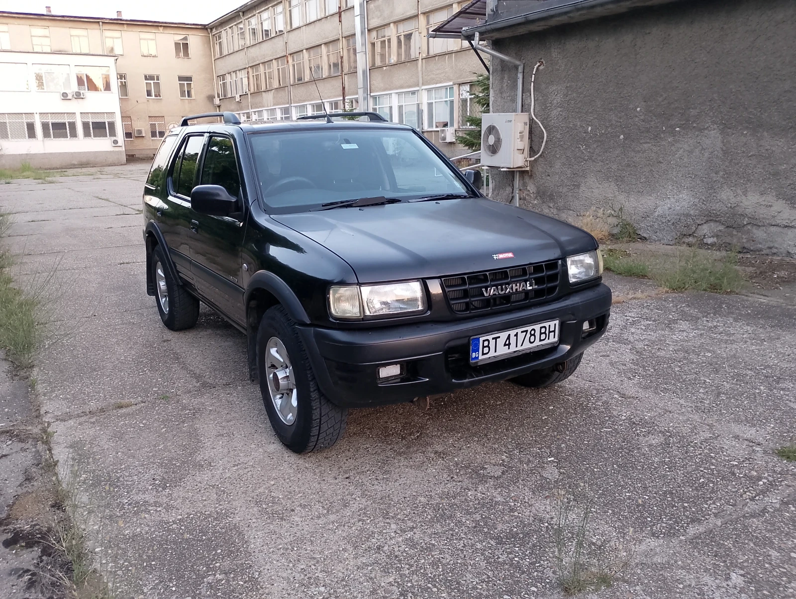 Opel Frontera 2.2 16 V, снимка 10 - Автомобили и джипове - 55544562