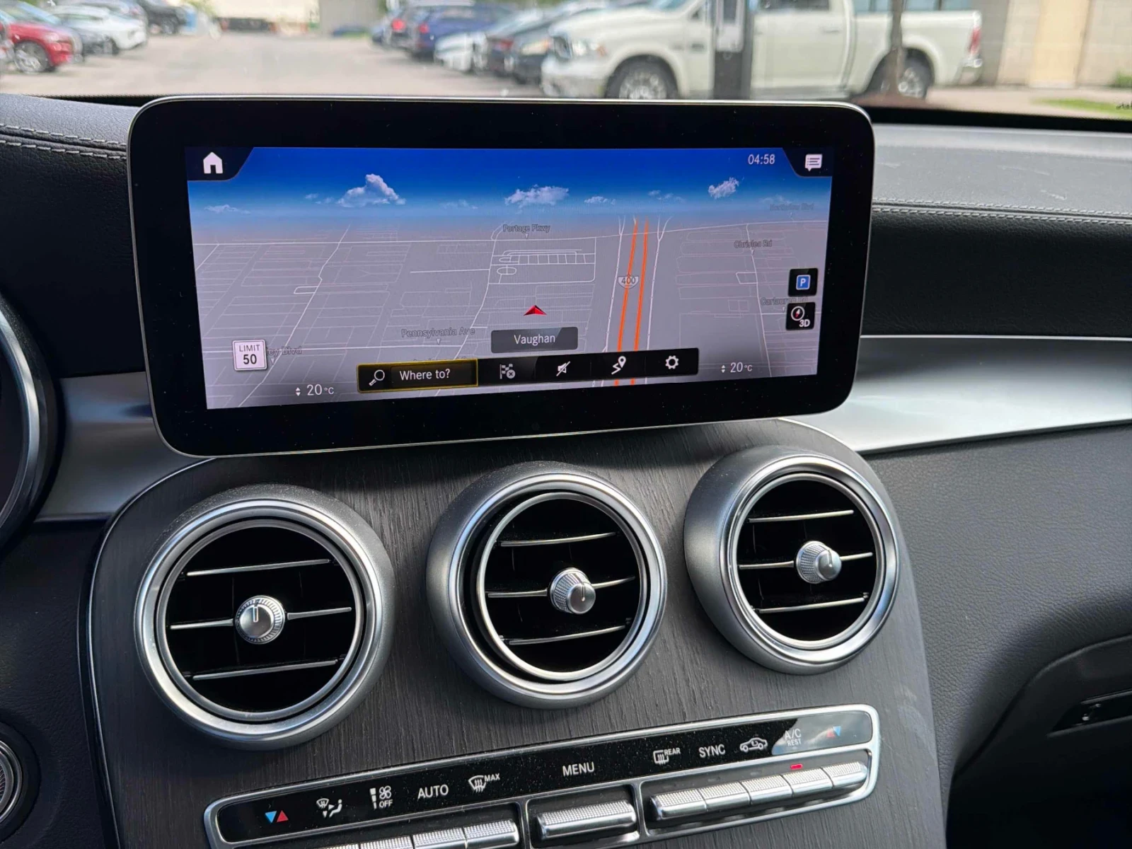 Mercedes-Benz GLC 43 AMG ДИСТРОНИК * ПОДГРЕВ * ПАНОРАМА * 360CAM * , снимка 8 - Автомобили и джипове - 55255026