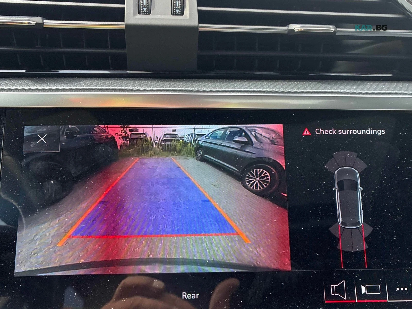 Audi Q3 ПОДГРЕВ* PANO* KEYLESS* , снимка 12 - Автомобили и джипове - 55722850
