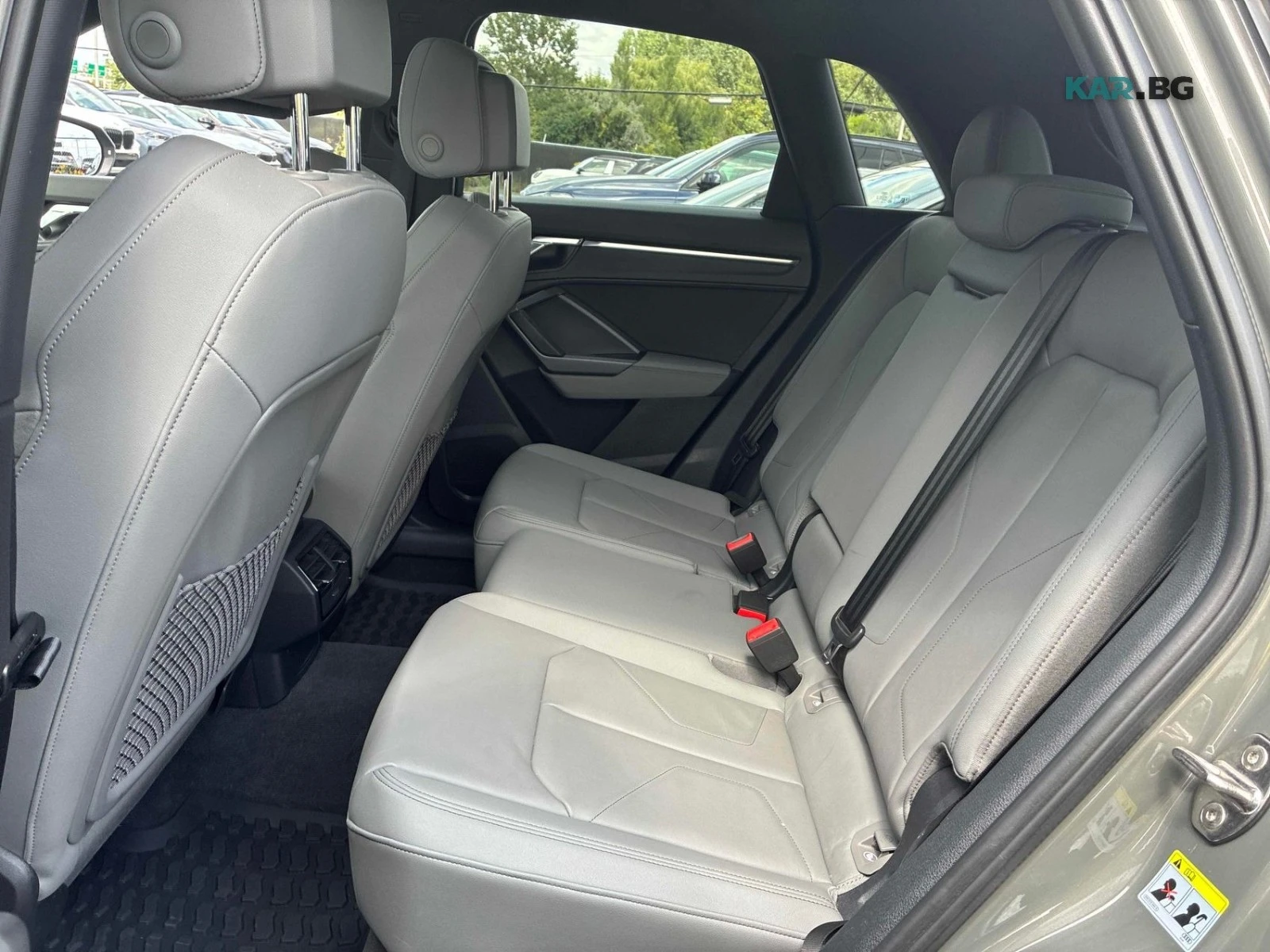 Audi Q3 ПОДГРЕВ* PANO* KEYLESS* , снимка 16 - Автомобили и джипове - 55722850