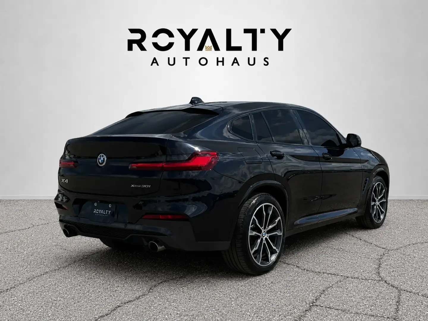 BMW X4 XDRIVE30I * M SPORT* FULL BLACK* КРАЙНА ЦЕНА* , снимка 5 - Автомобили и джипове - 55956566