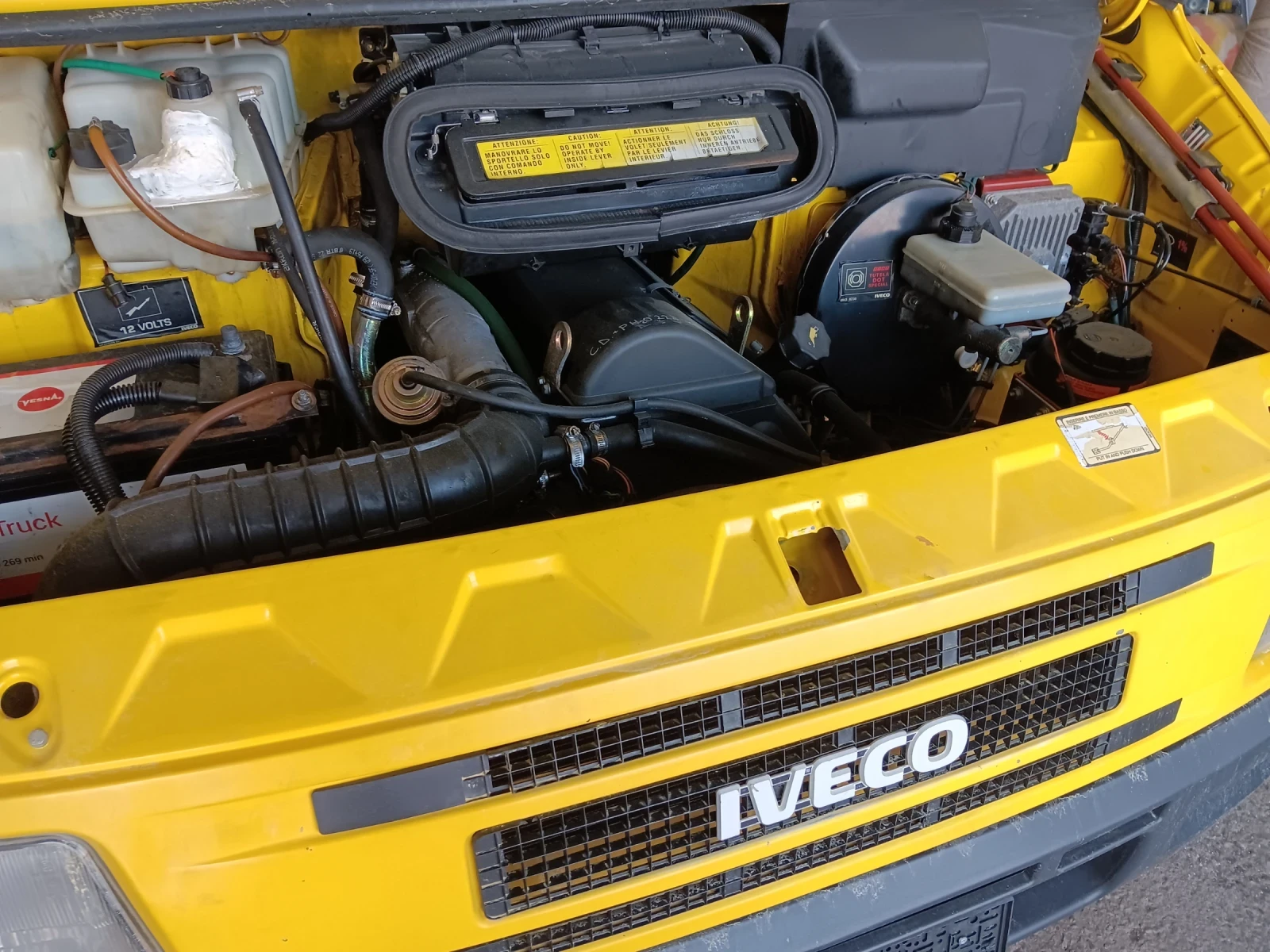 Iveco 35C9 Тристранен самосвал  - изображение 5