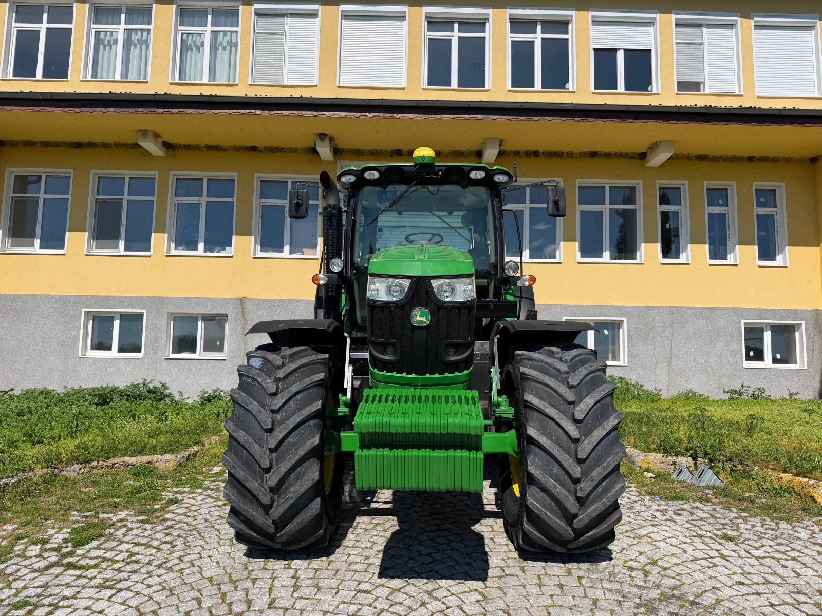 Трактор John Deere 6190R НАВИГАЦИЯ ЛИЗИНГ, снимка 2 - Селскостопанска техника - 53020602