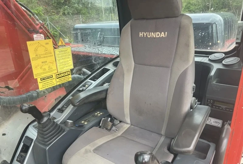 Багер Hyundai R260NLC-9A, снимка 15 - Индустриална техника - 46521123