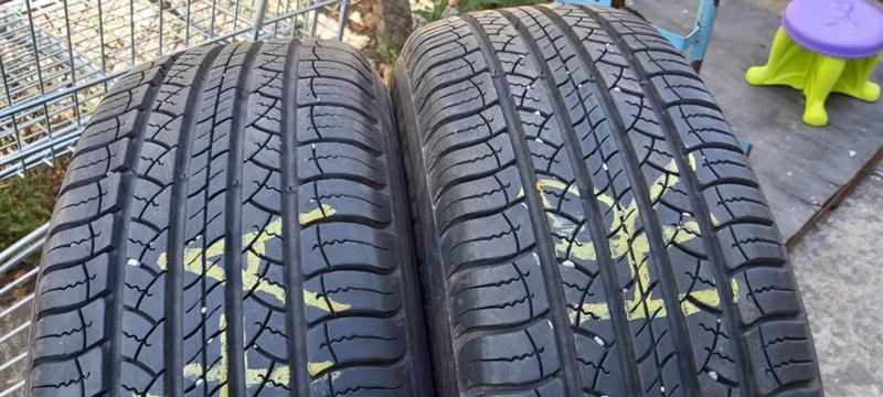 Гуми Летни 215/65R16, снимка 1 - Гуми и джанти - 29887415