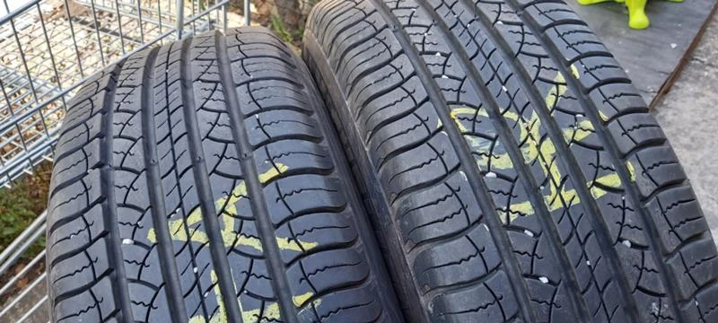 Гуми Летни 215/65R16, снимка 2 - Гуми и джанти - 29887415