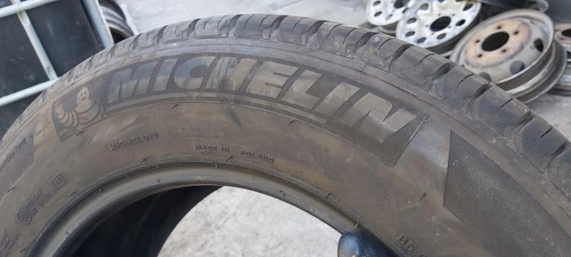 Гуми Летни 215/65R16, снимка 5 - Гуми и джанти - 29887415