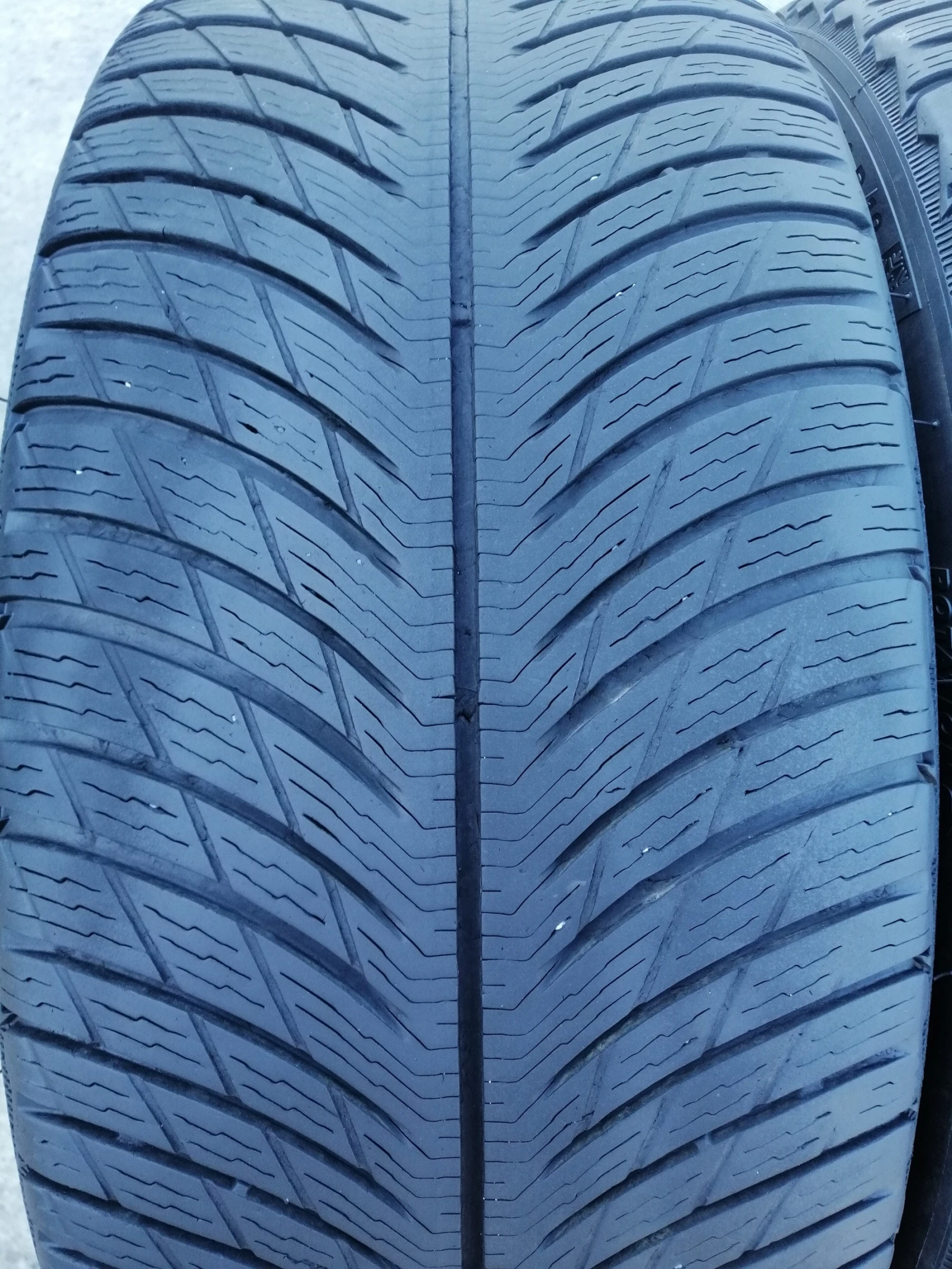  225/40R18 | Mobile.bg   4