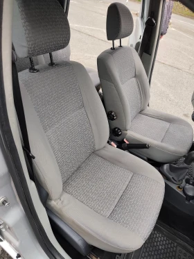Dacia Logan, снимка 10