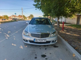Mercedes-Benz C 220, снимка 2