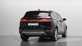 Lincoln MKC 2.0 ecoBoost AWD Panorama * Обдухване - 10900 € / 21318.55 лв. - 77346145 4