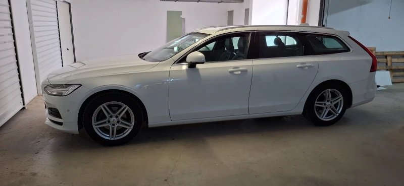 Volvo V90, снимка 2 - Автомобили и джипове - 51163075