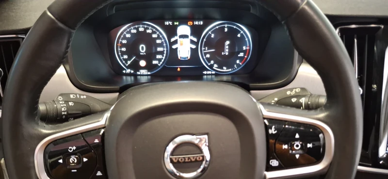 Volvo V90, снимка 12 - Автомобили и джипове - 51163075
