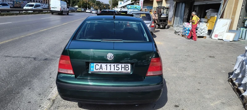 VW Bora, снимка 3 - Автомобили и джипове - 47339316