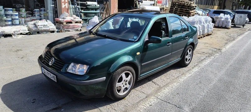 VW Bora, снимка 8 - Автомобили и джипове - 47339316