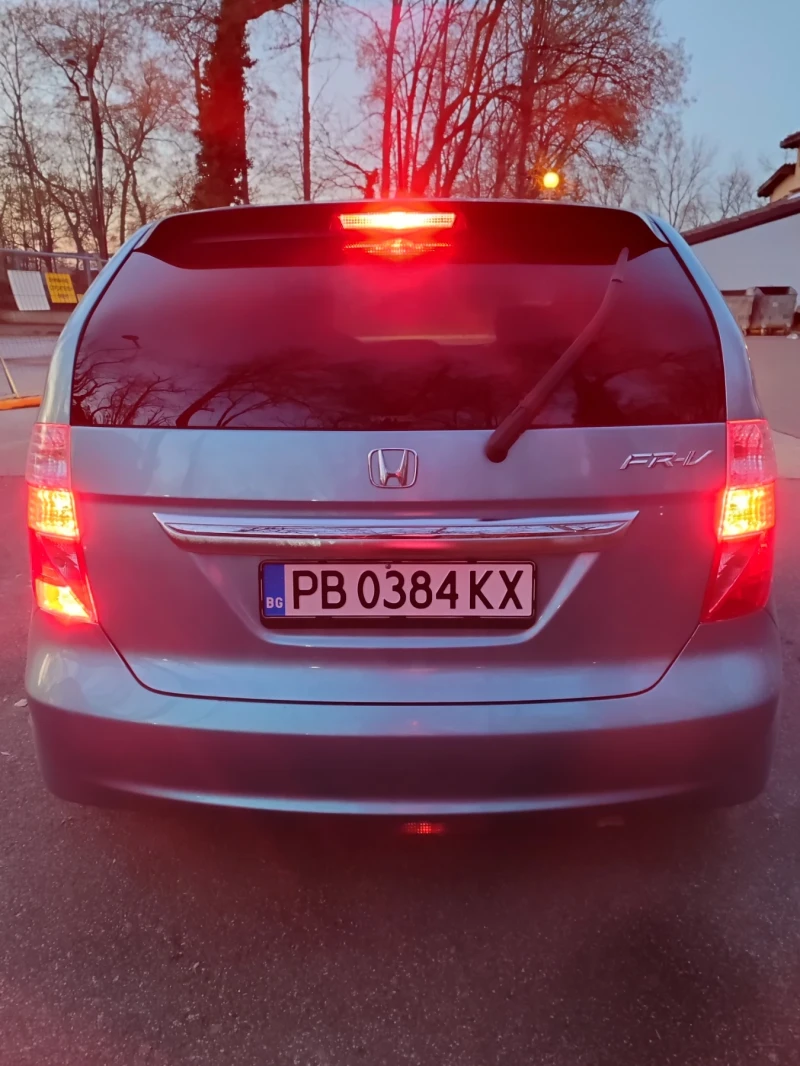 Honda Fr-v 2.0 Executive , снимка 2 - Автомобили и джипове - 48732255