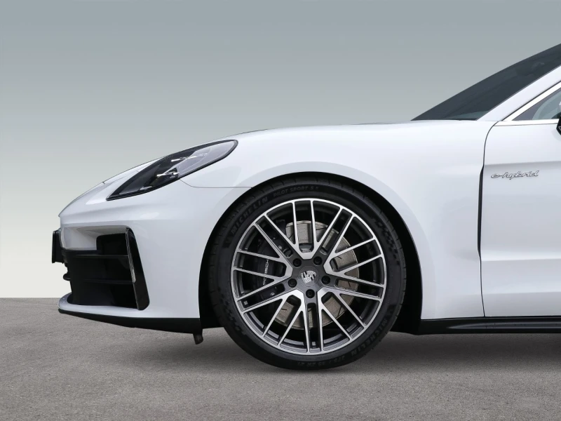 Porsche Panamera 4 E-HYBRID/FACELIFT/BOSE/MATRIX/PANO/SPORT CHRONO/, снимка 4 - Автомобили и джипове - 48966412