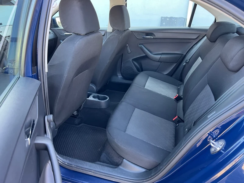 Seat Toledo 1.2 TSI, снимка 9 - Автомобили и джипове - 49216946