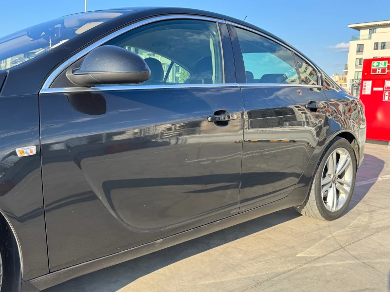 Opel Insignia, снимка 3 - Автомобили и джипове - 52367849