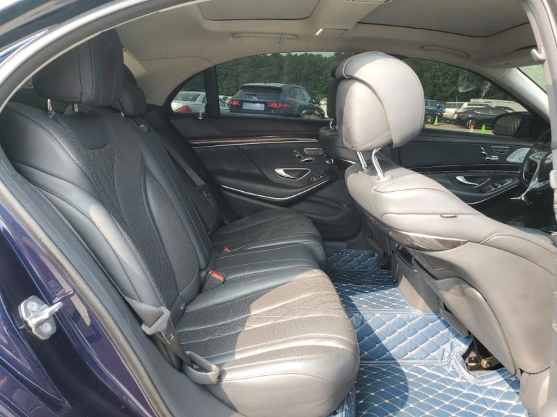 Mercedes-Benz 560 Обдухване* Подгрев* Burmester* 360* Панорама, снимка 10 - Автомобили и джипове - 52877908