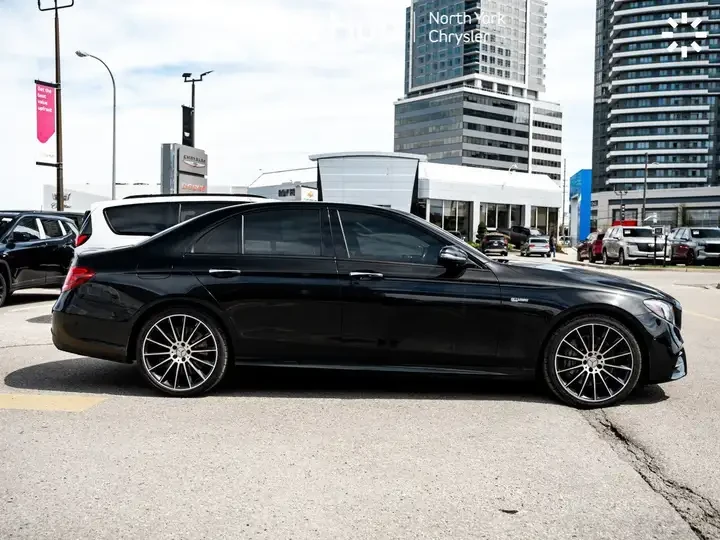 Mercedes-Benz E 43 AMG Burmester* Обдувхане* Масаж* Пано* Carbon* 360, снимка 4 - Автомобили и джипове - 55740626