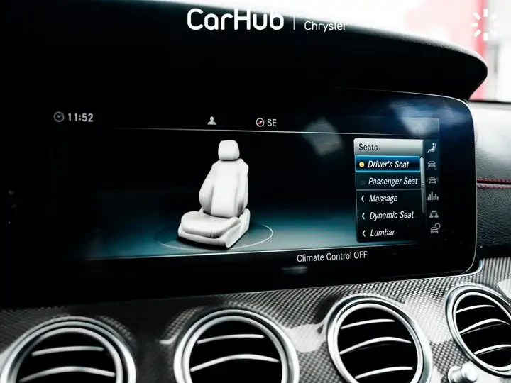 Mercedes-Benz E 43 AMG Burmester* Обдувхане* Масаж* Пано* Carbon* 360, снимка 14 - Автомобили и джипове - 55740626