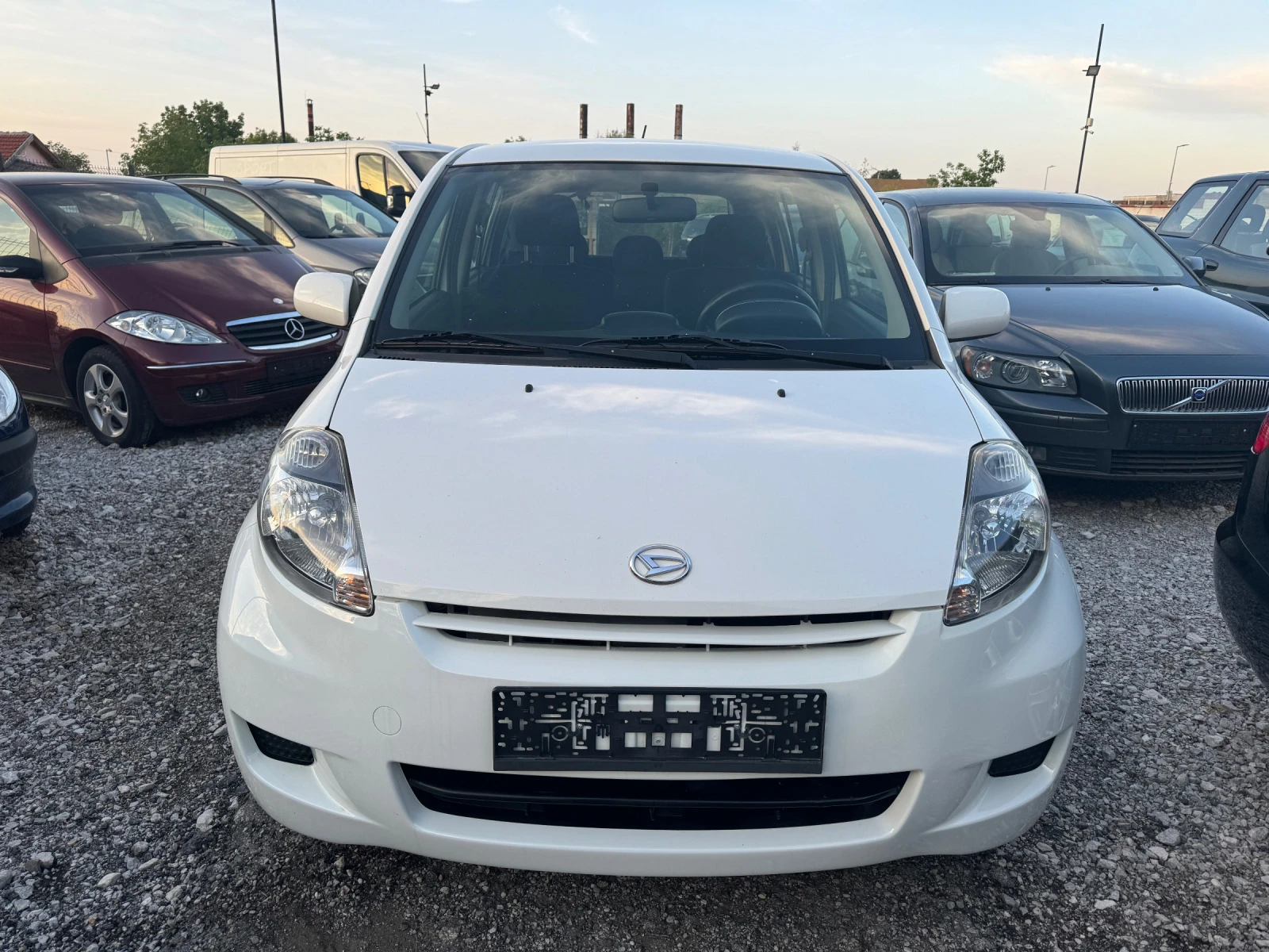 Daihatsu Sirion 1.0i KLIMA  - изображение 5