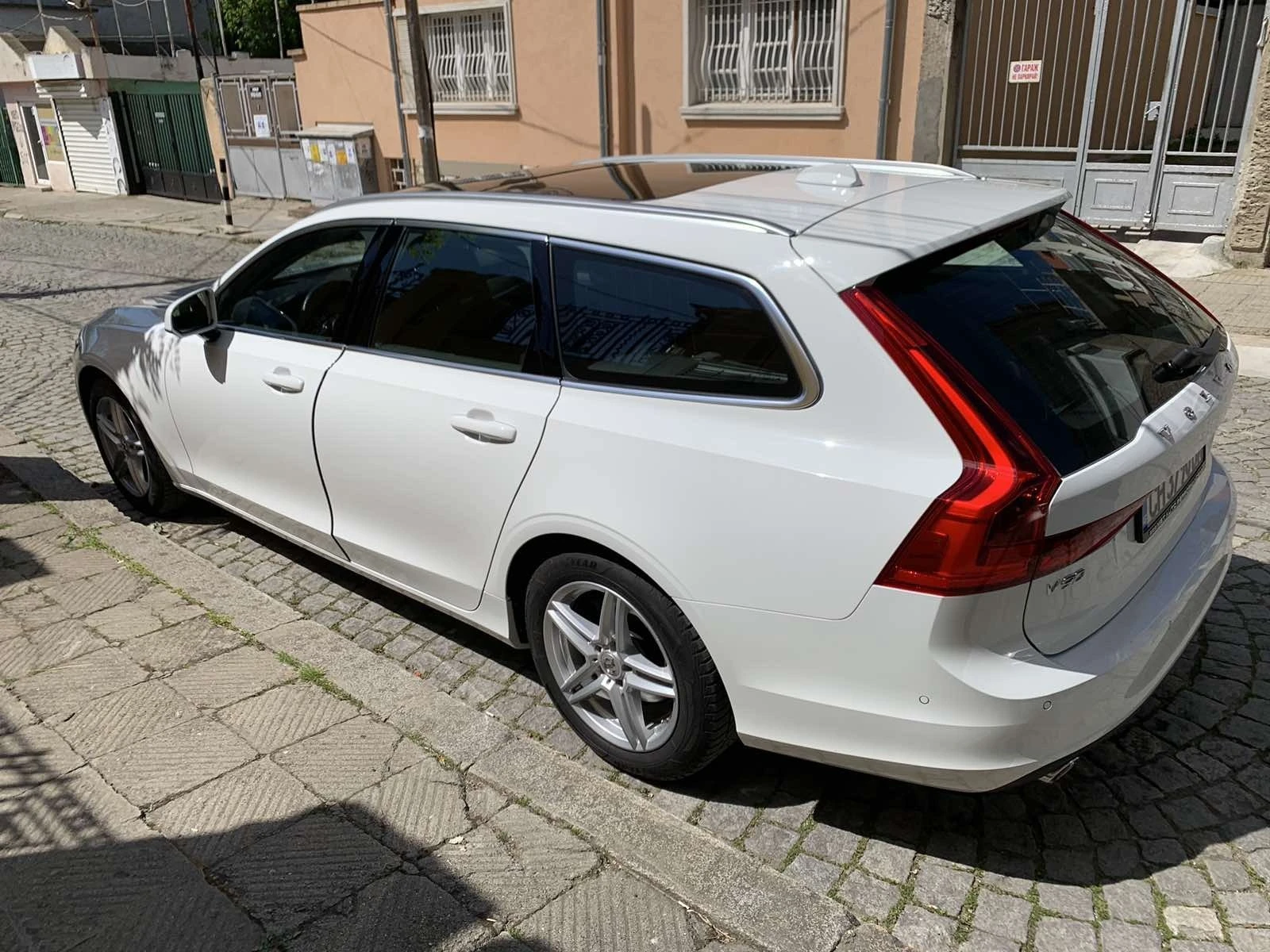 Volvo V90  - изображение 3