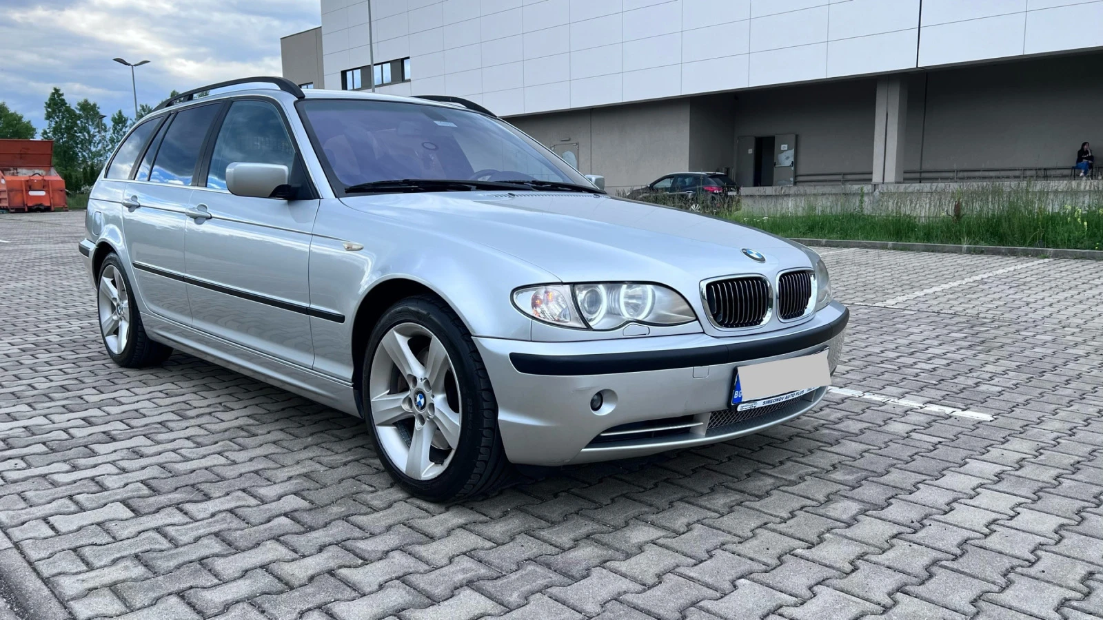 BMW 330 BMW 330xi 4x4 Facelift/автомат/кожа/нави/газ - изображение 8