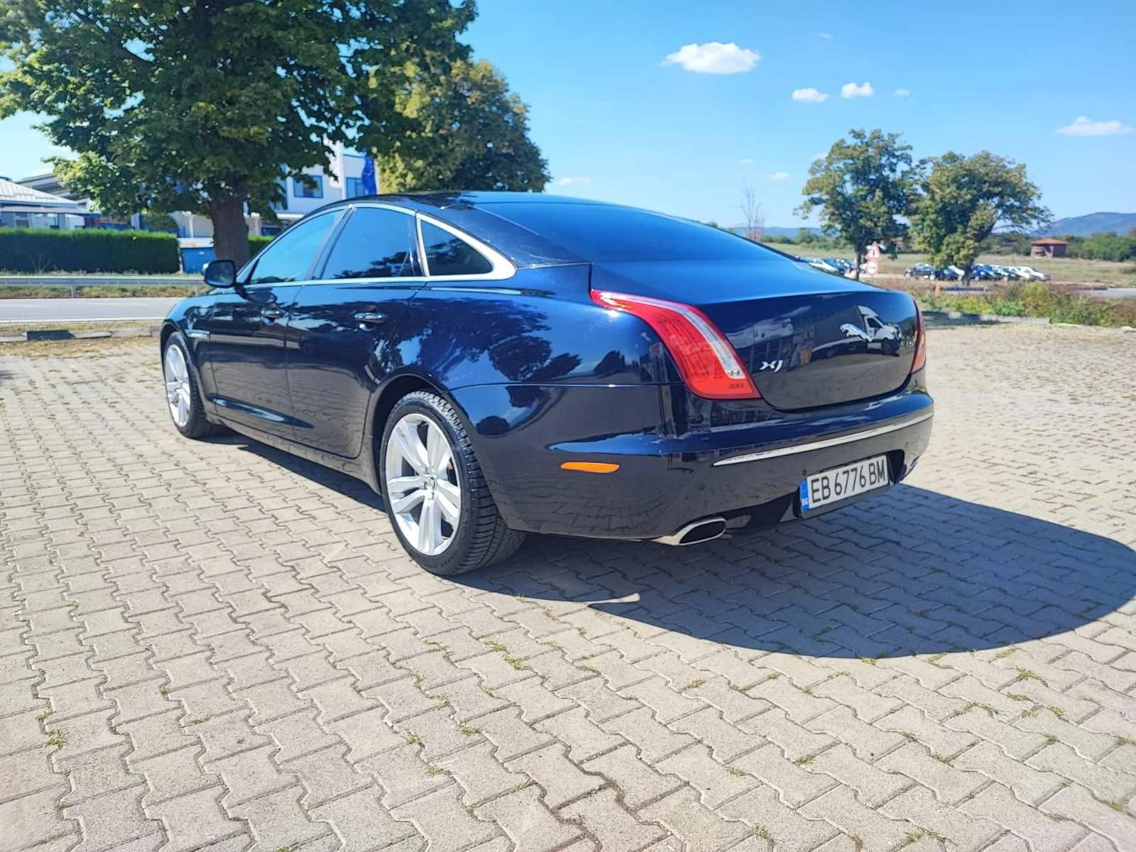 Jaguar Xj  - изображение 4