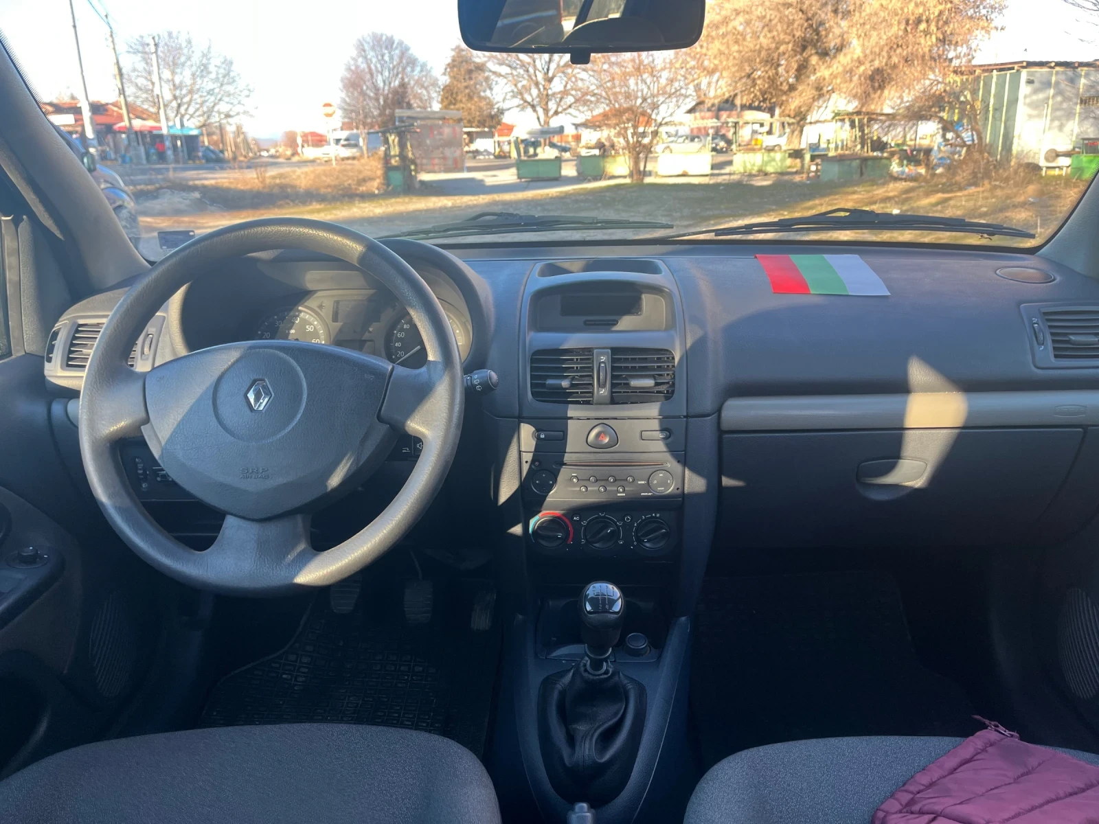 Renault Clio 1, 2i | Mobile.bg — изображение 11
