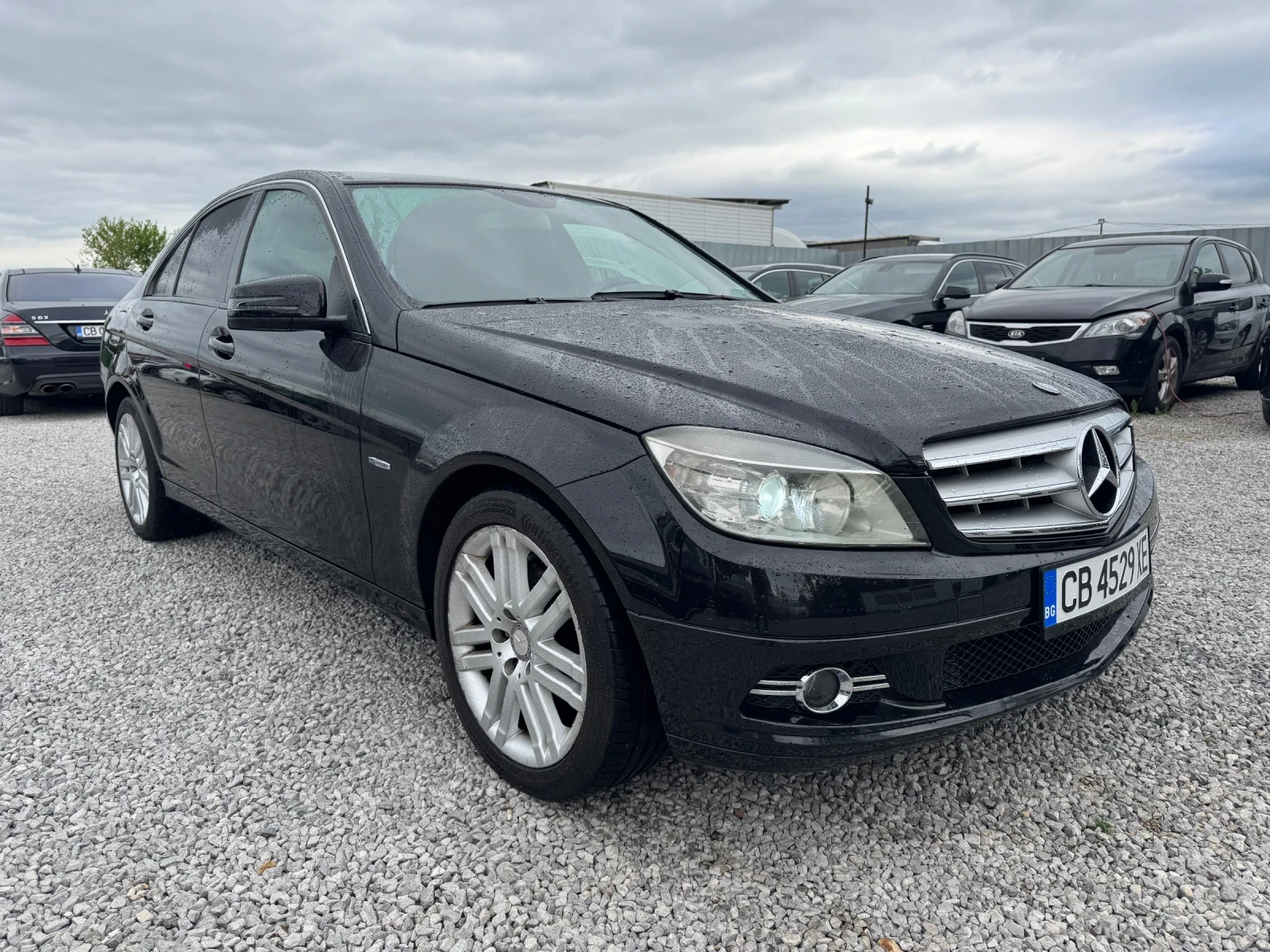 Mercedes-Benz C 250 100% обслужен! Перфектен! - изображение 3