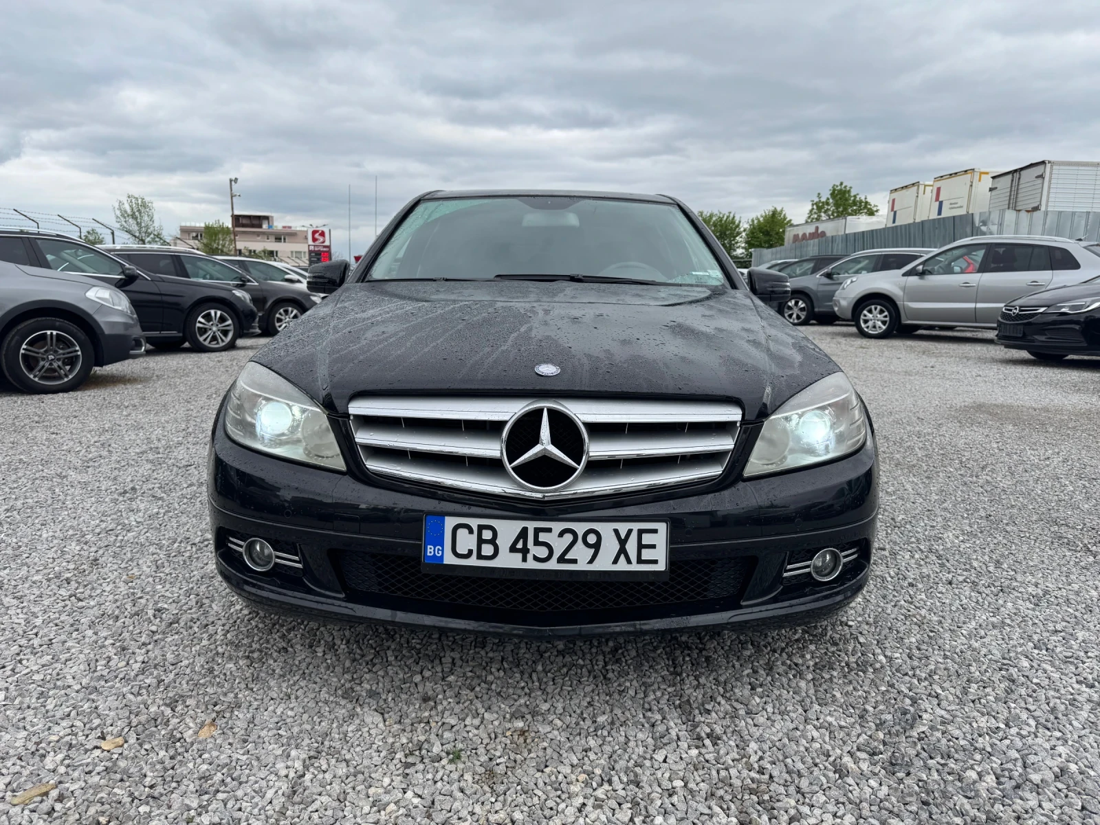 Mercedes-Benz C 250 100% обслужен! Перфектен! - изображение 2