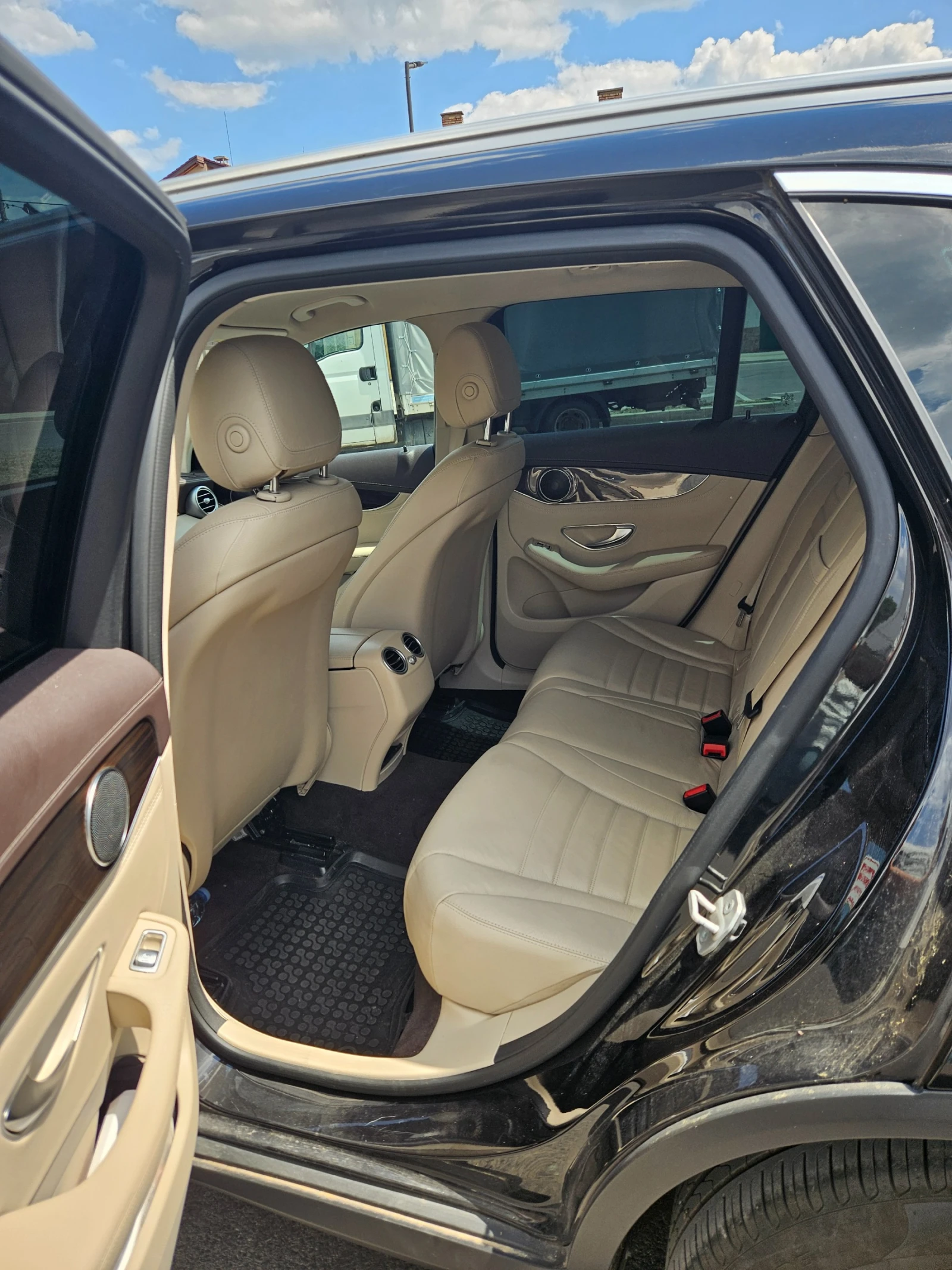 Mercedes-Benz CLC 250  - изображение 10