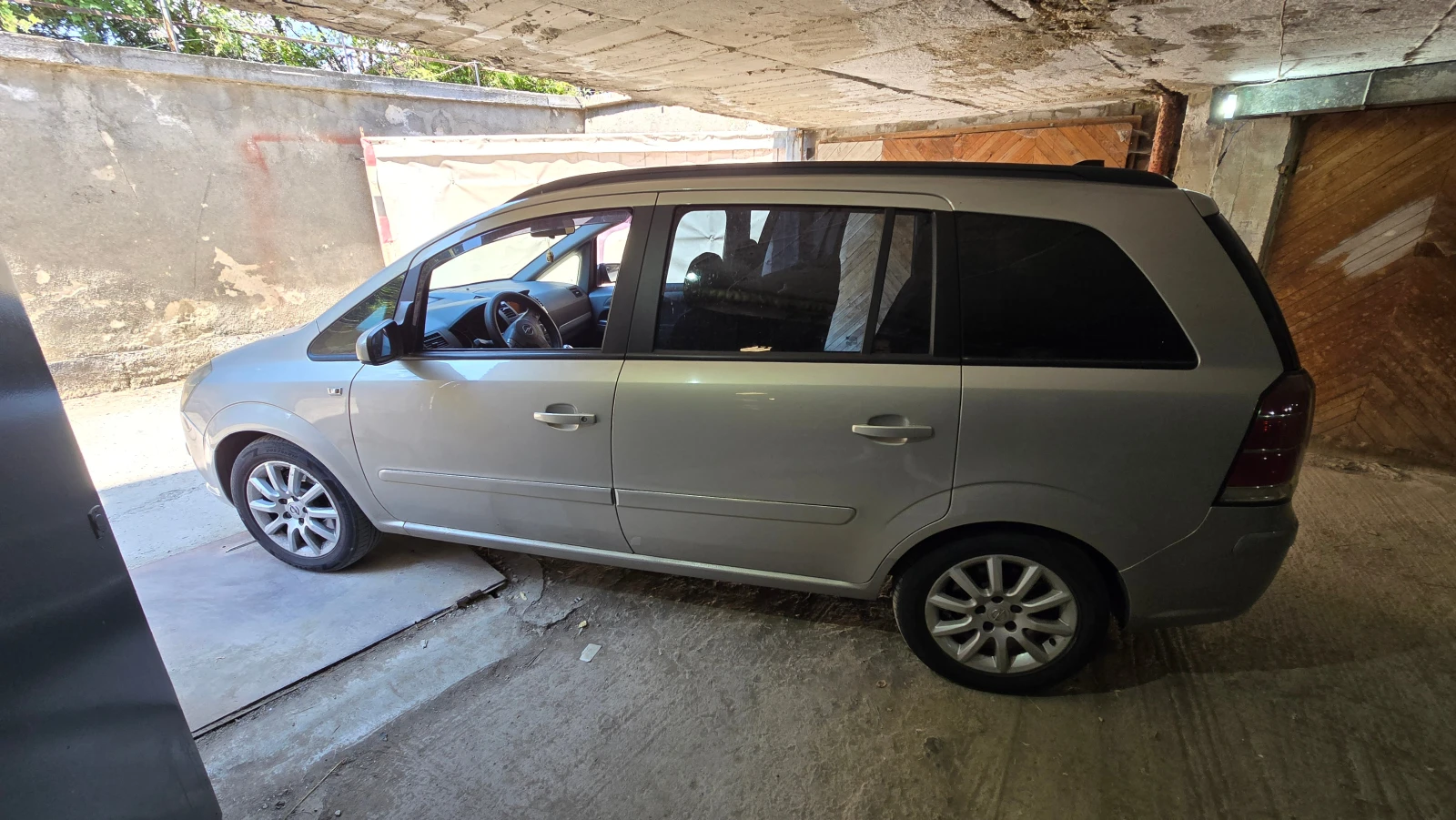 Opel Zafira  - изображение 4