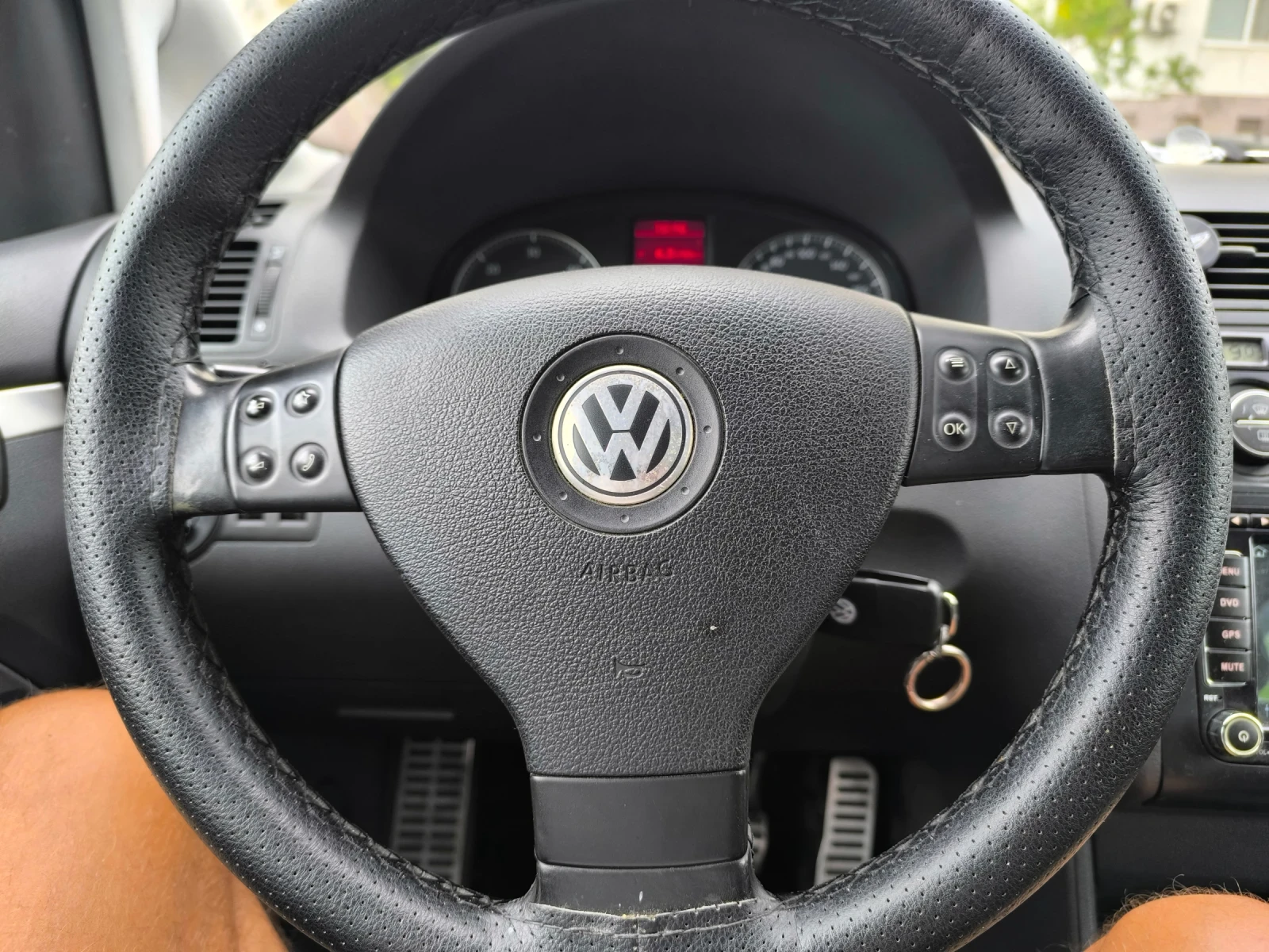 VW Touran 2.0 TDI | Mobile.bg   15