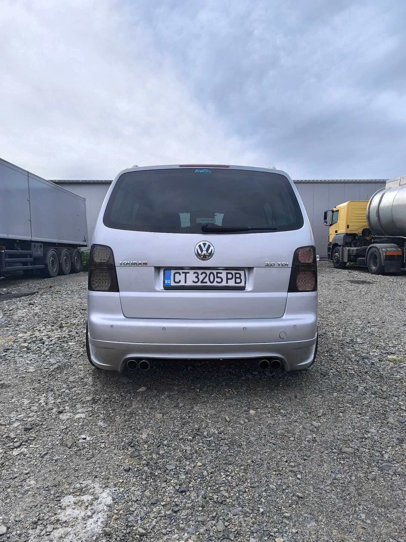 VW Touran 2.0 TDI - изображение 6