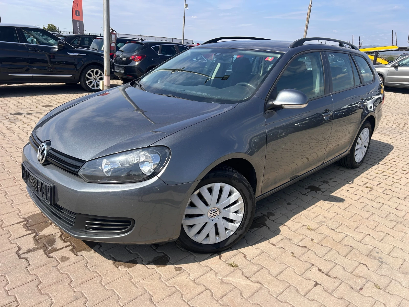 VW Golf 1.6TDI AVTOMAT/NAVI EURO 5 | Mobile.bg   1