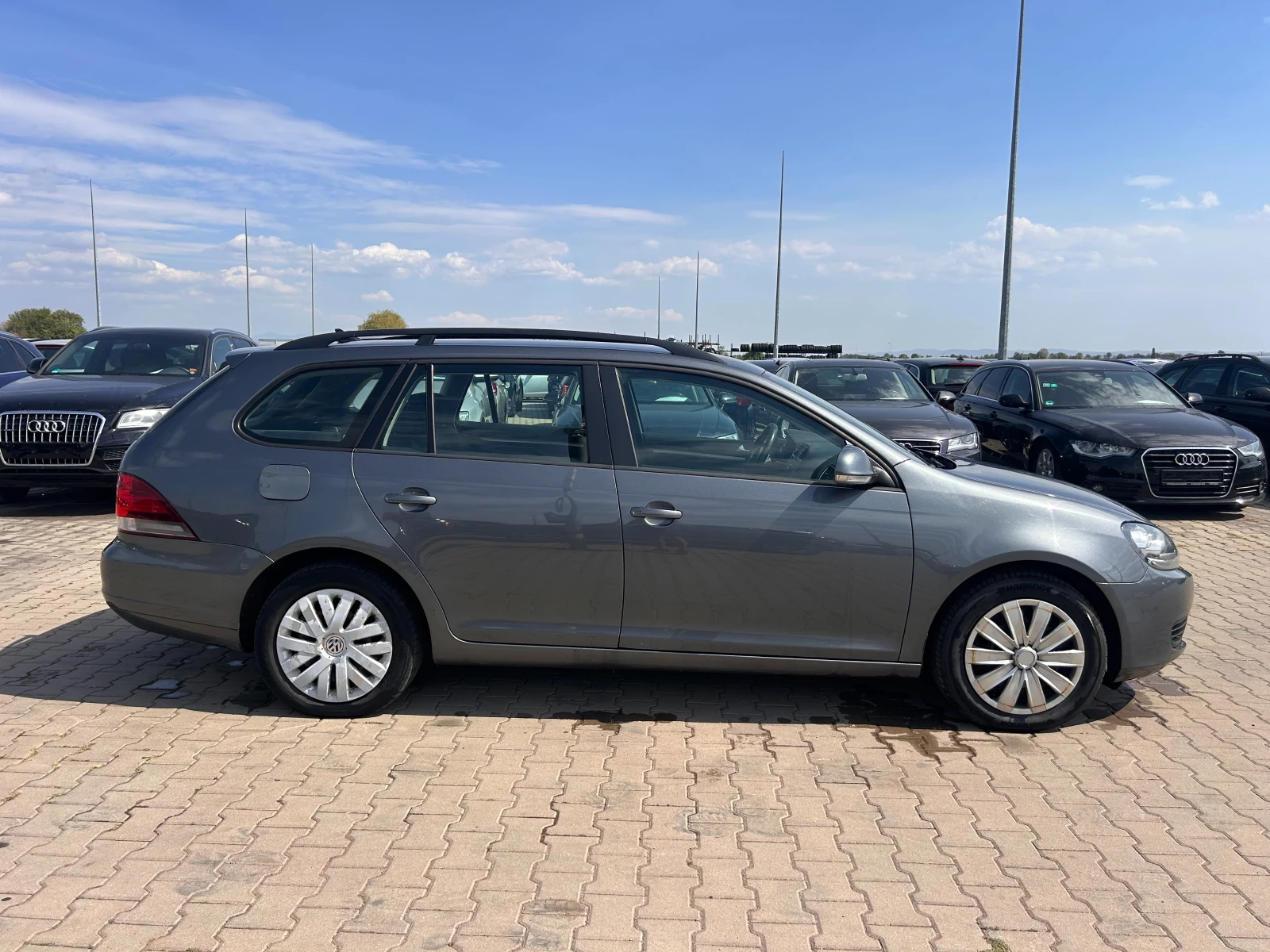 VW Golf 1.6TDI AVTOMAT/NAVI EURO 5 - изображение 5