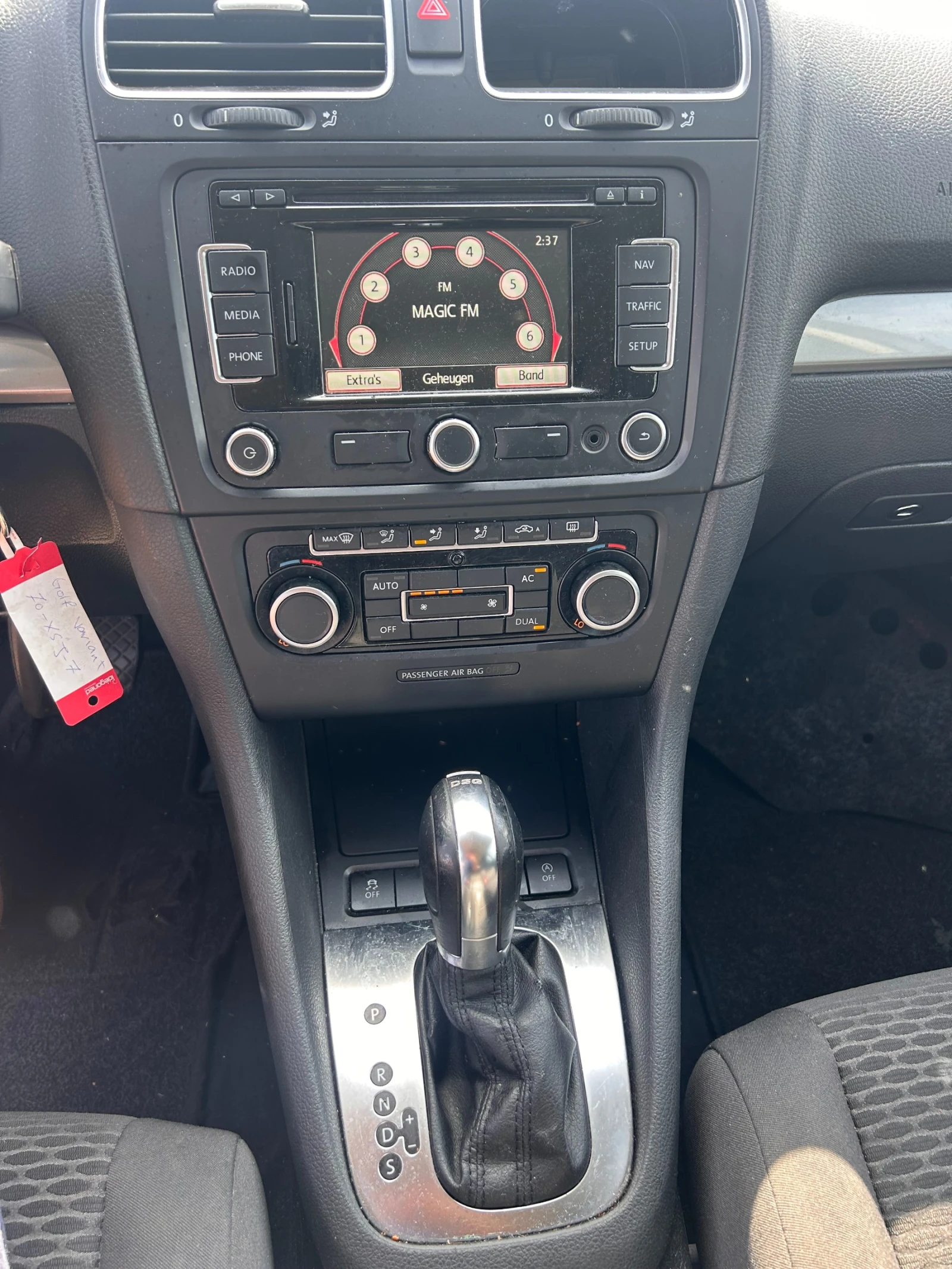 VW Golf 1.6TDI AVTOMAT/NAVI EURO 5 | Mobile.bg   12