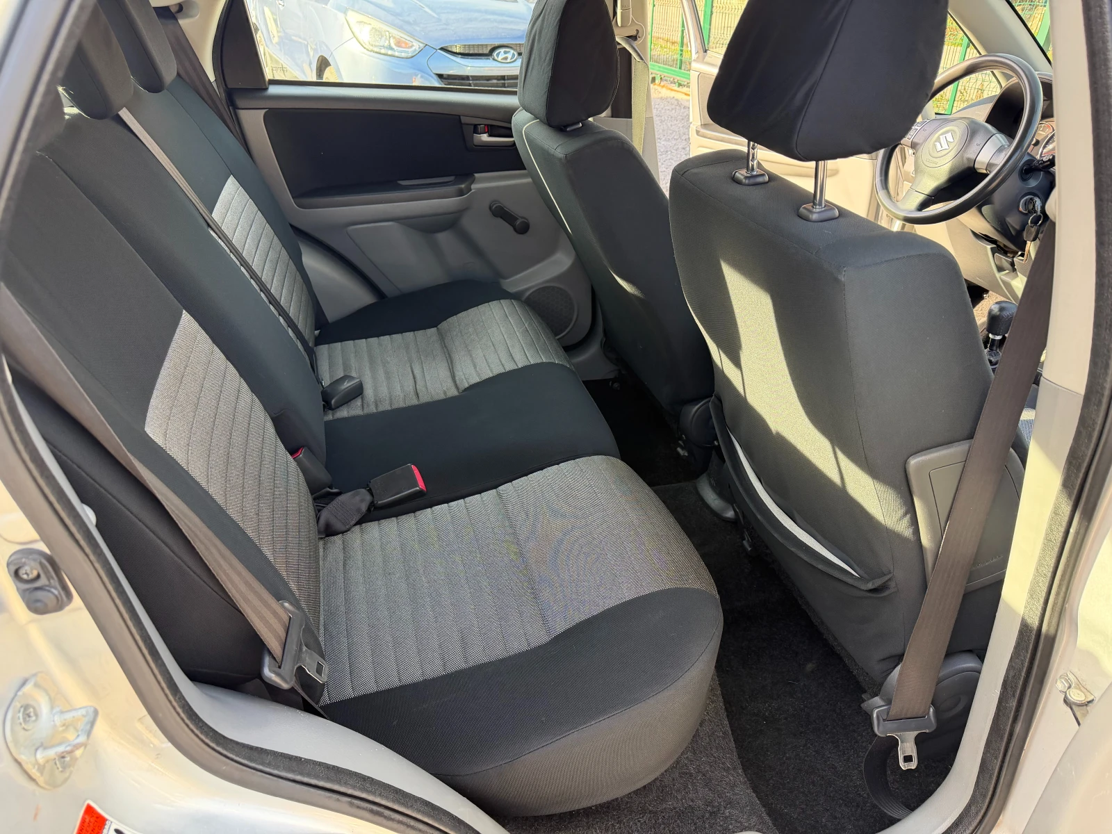 Suzuki SX4 1.6i 4x4 ITALIA | Mobile.bg � ����������� 14