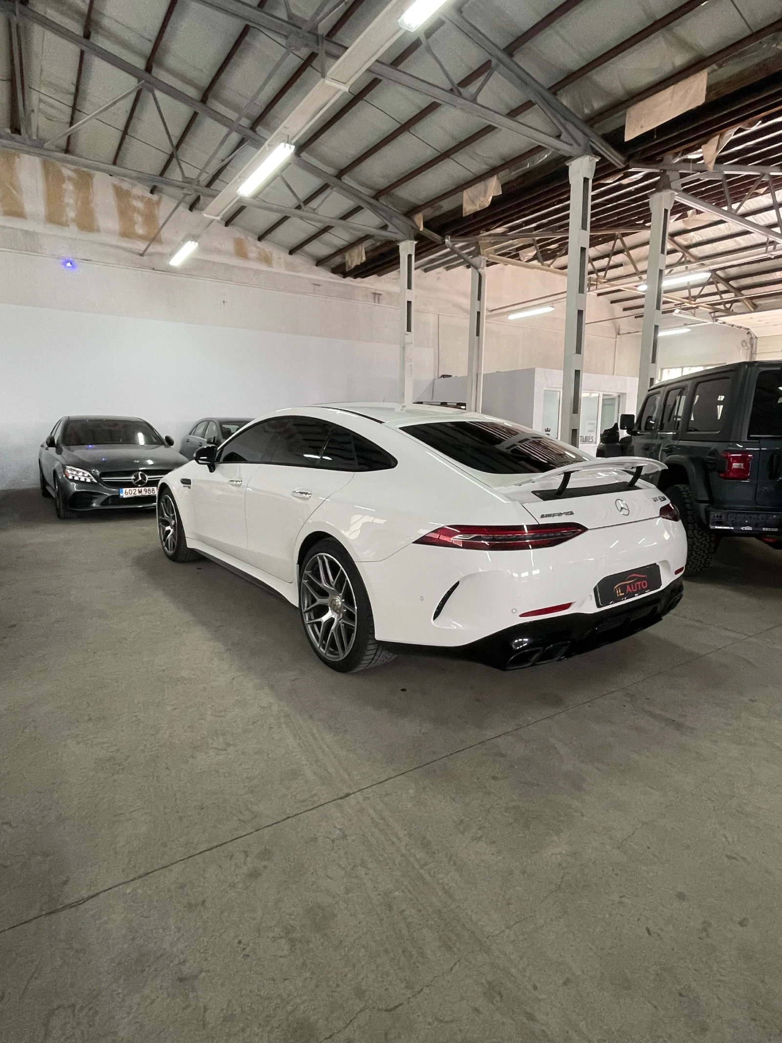 Mercedes-Benz AMG GT 6.3S/Carbon/Burm/distr/360/завиващ заден мост!!!, снимка 6 - Автомобили и джипове - 53892473