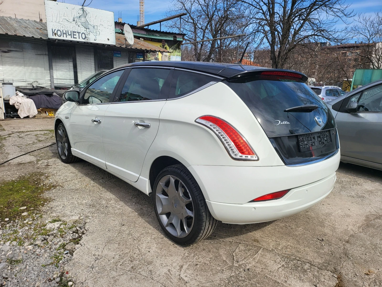Lancia Delta 2.0JTDm facelift, снимка 6 - Автомобили и джипове - 54003216