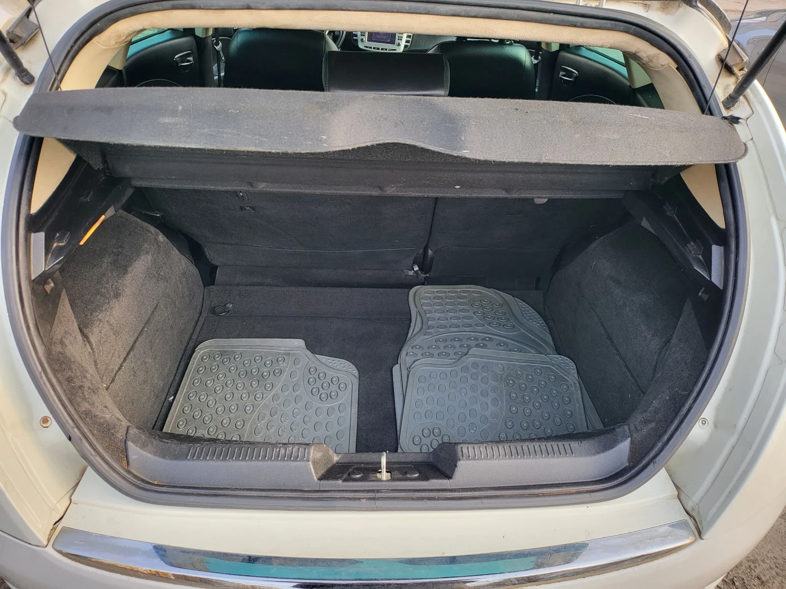 Lancia Delta 2.0JTDm facelift, снимка 15 - Автомобили и джипове - 54003216