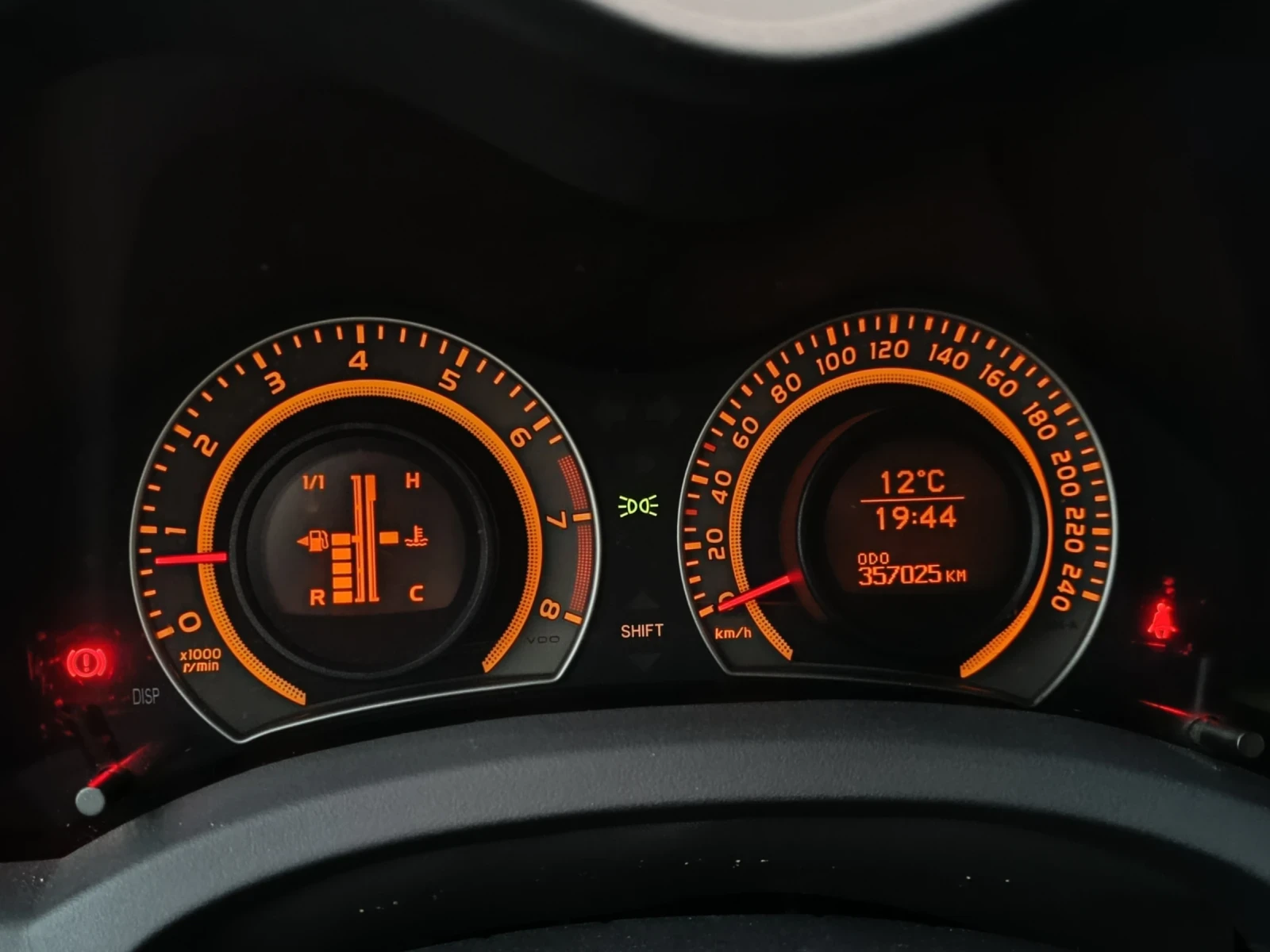 Toyota Auris 1.6 VVTI 124hp, LPG BRC, снимка 11 - Автомобили и джипове - 54084748