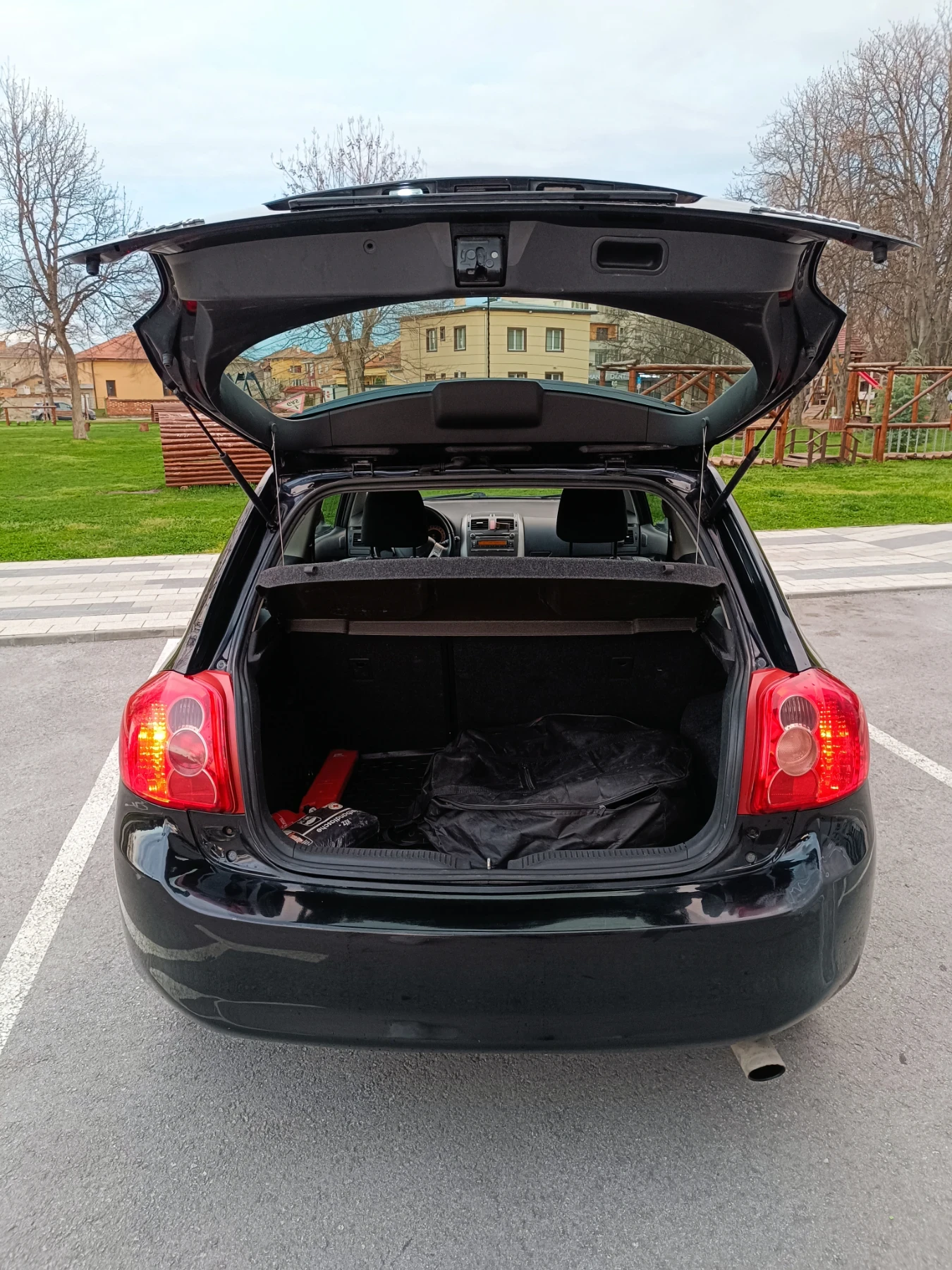 Toyota Auris 1.6 VVTI 124hp, LPG BRC, снимка 6 - Автомобили и джипове - 54084748