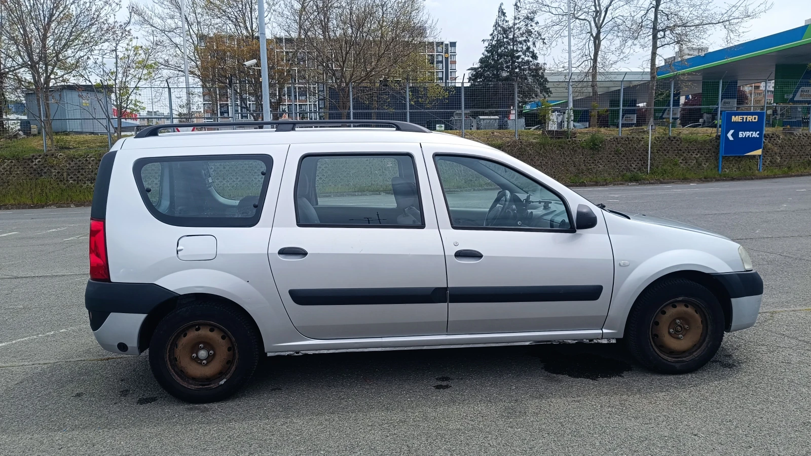 Dacia Logan, снимка 3 - Автомобили и джипове - 54412440